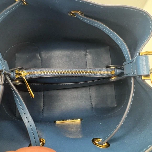 Michael‎ Kors Mercer Gallery Convertible Blue Leather Bucket Bag